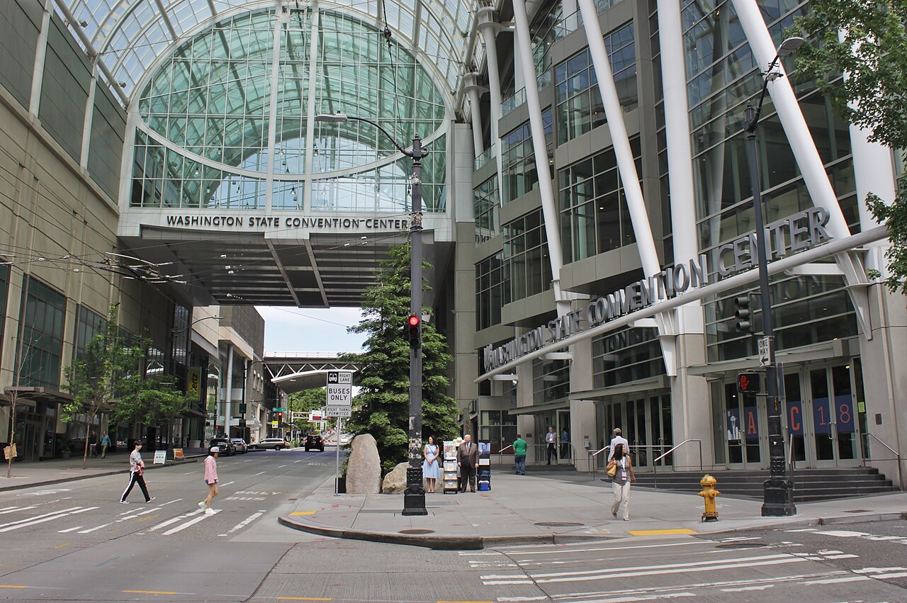 Main entrance and skybridge of the Seattle Convention Center's Arch building on 7th Avenue at Pike Street
